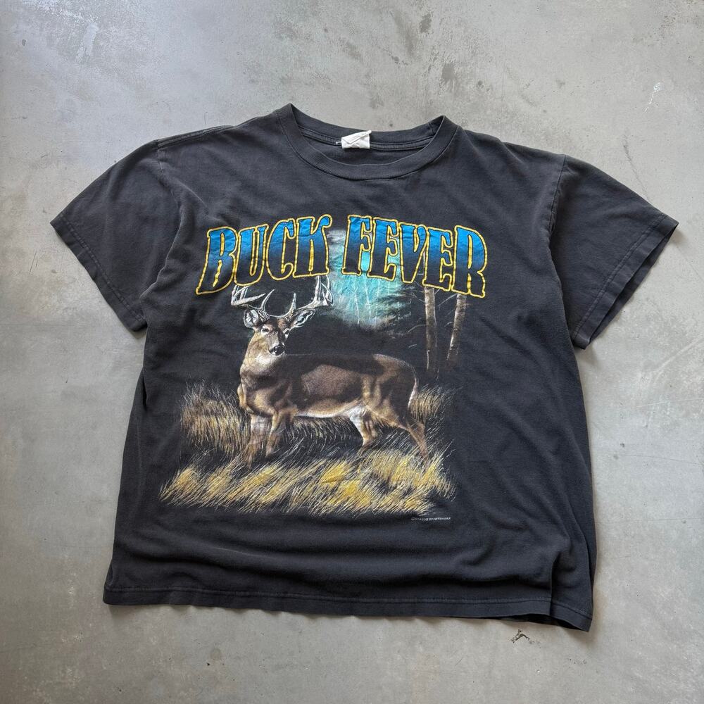 Vintage 90’s Buck Fever Deer Hunting Faded Classic Retro T-shirt Size Large